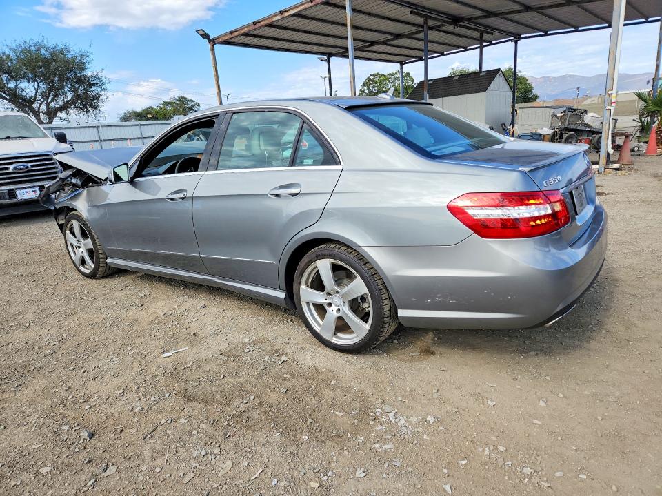 61334606 :رقم المزاد ، WDDHF5GB5BA328006 vin ، 2011 Mercedes-benz E مزاد بيع