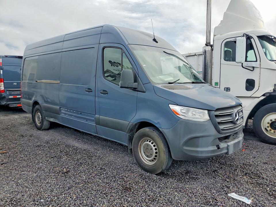 61849046 :رقم المزاد ، WD4PF1CDXKP112418 vin ، 2019 Mercedes-benz Sprinter مزاد بيع
