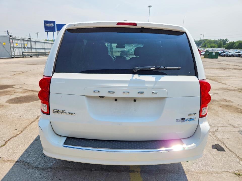 62569636 :رقم المزاد ، 2C4RDGCG5LR194676 vin ، 2020 Dodge Grand Caravan مزاد بيع