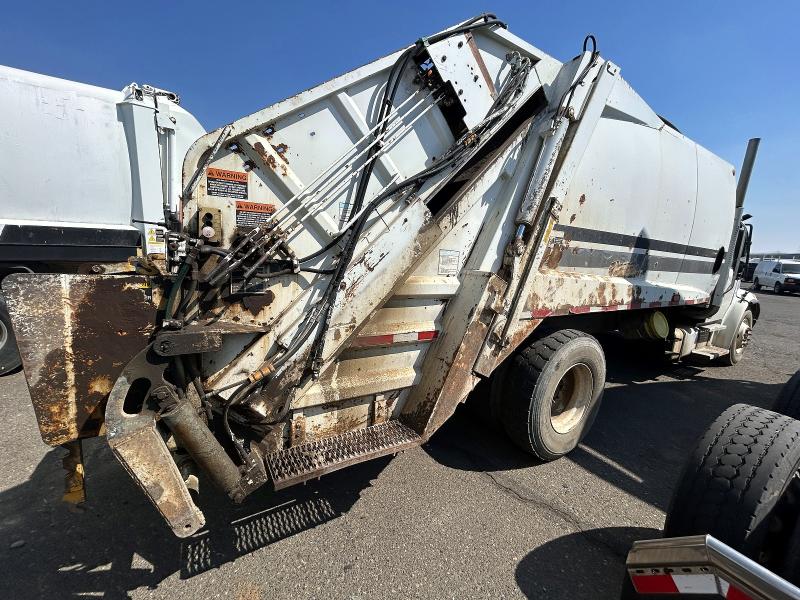 2005 Freightliner M2 მანქანა იყიდება აუქციონზე, vin: 1FVACXCS05HN20603, აუქციონის ნომერი: 61225056