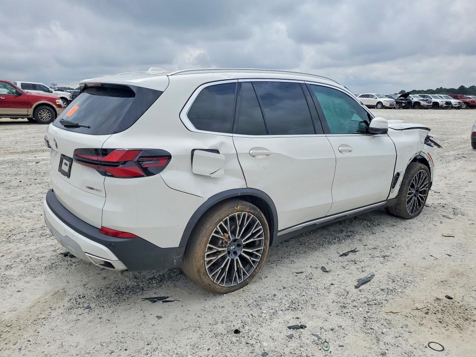 60655146 :رقم المزاد ، 5UX13EU03R9V65403 vin ، 2024 Bmw X5 مزاد بيع