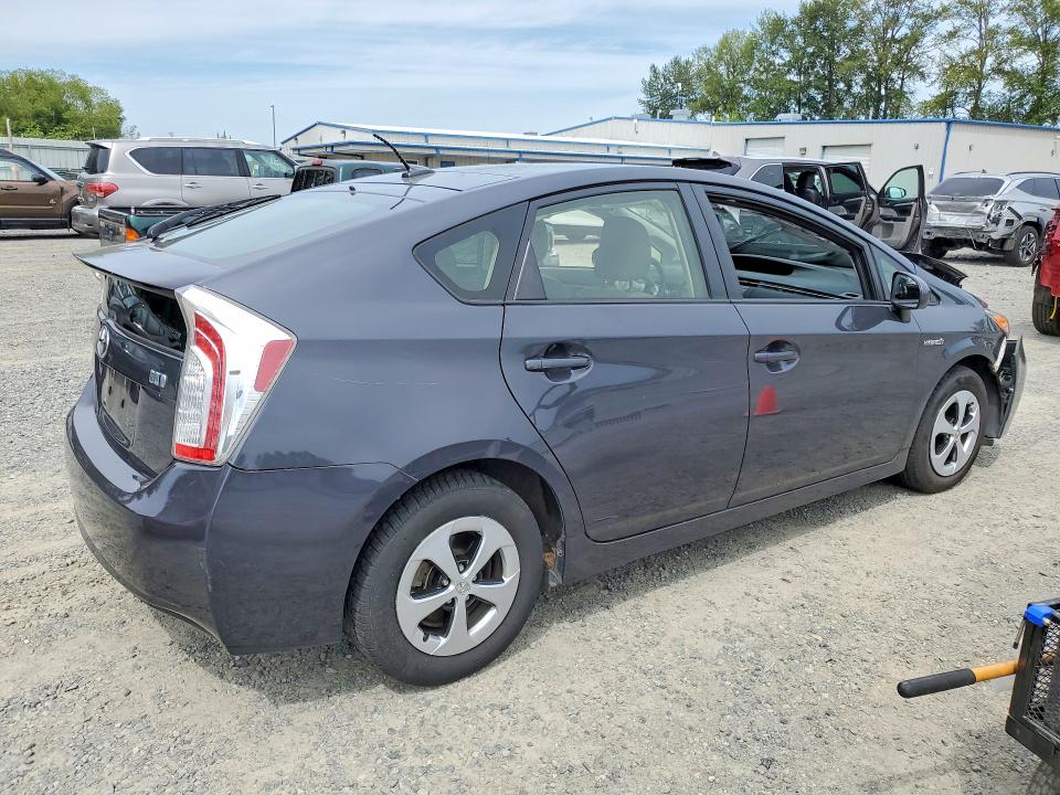 Продажа на аукционе авто 2015 Toyota Prius, vin: JTDKN3DUXF0481733, номер лота: 61625176