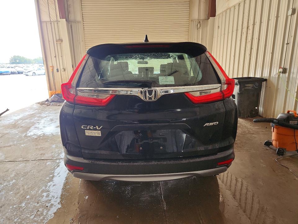 61779506 :رقم المزاد ، 2HKRW6H32JH220588 vin ، 2018 Honda Cr-v مزاد بيع