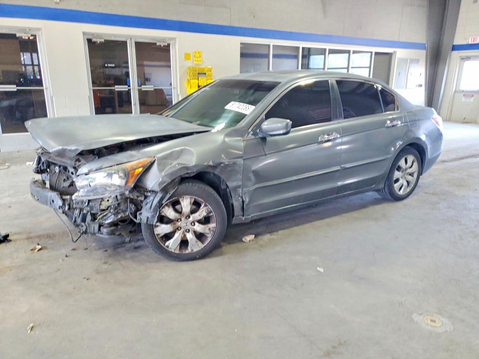 Продажа на аукционе авто 2010 Honda Accord, vin: 1HGCP3F82AA010422, номер лота: 61742086