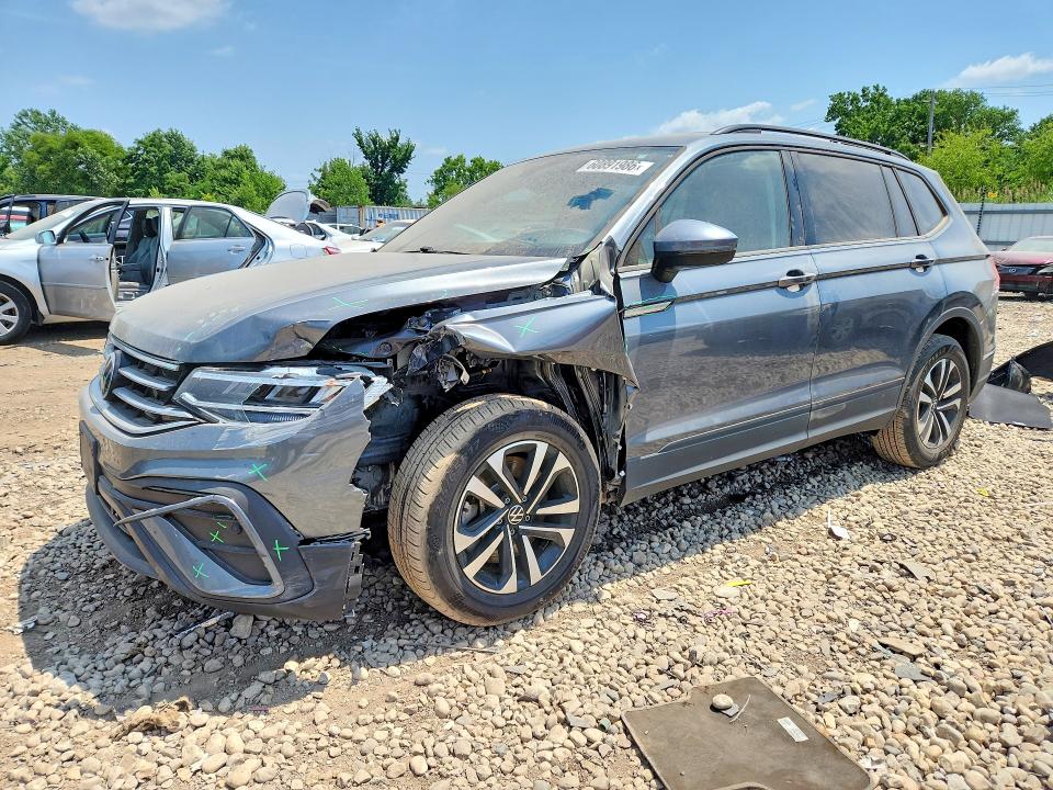 Продажа на аукционе авто 2023 Volkswagen Tiguan, vin: 3VVRB7AX3PM142583, номер лота: 60891986