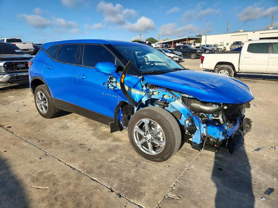 Продажа на аукционе авто 2025 Chevrolet Blazer, vin: 3GNKBCR41SS212757, номер лота: 59674056