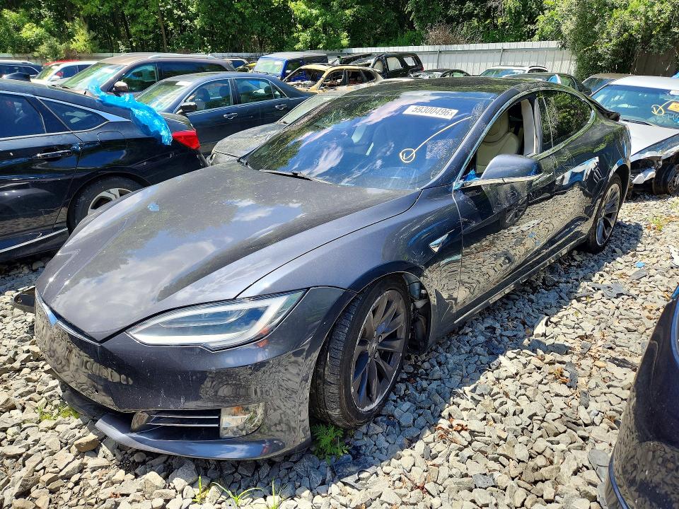 Продаж на аукціоні авто 2018 Tesla Model S, vin: 5YJSA1E23JF278304, номер лоту: 59300496