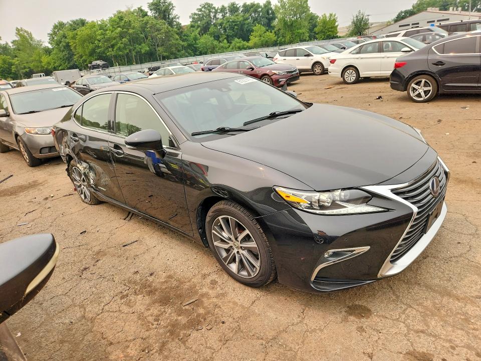 2016 Lexus Es მანქანა იყიდება აუქციონზე, vin: JTHBW1GG0G2116523, აუქციონის ნომერი: 61227416
