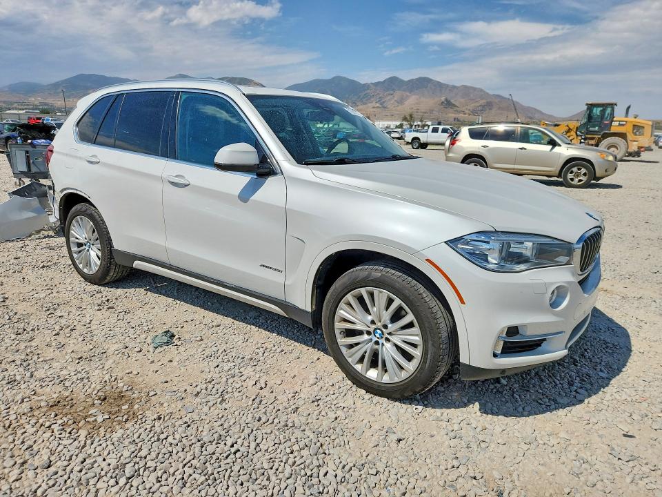 Продаж на аукціоні авто 2016 Bmw X5, vin: 5UXKR0C51G0P34760, номер лоту: 61801286