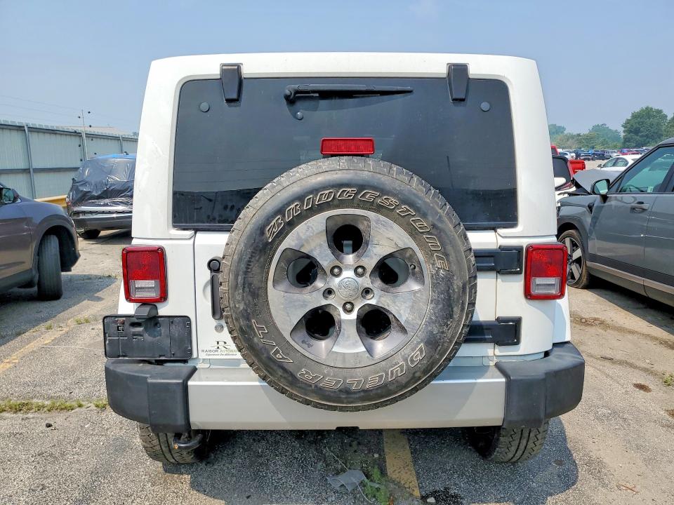 61206376 :رقم المزاد ، 1C4BJWEGXHL524989 vin ، 2017 Jeep Wrangler Unlimited مزاد بيع