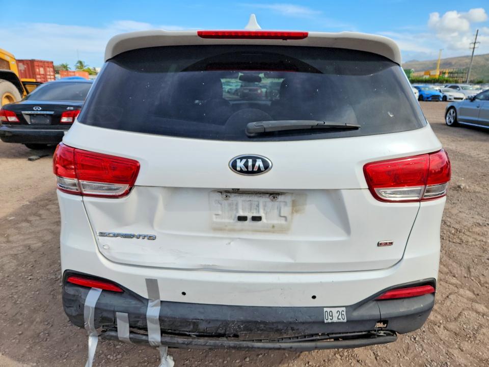 60705846 :رقم المزاد ، 5XYPG4A35HG286153 vin ، 2017 Kia Sorento مزاد بيع