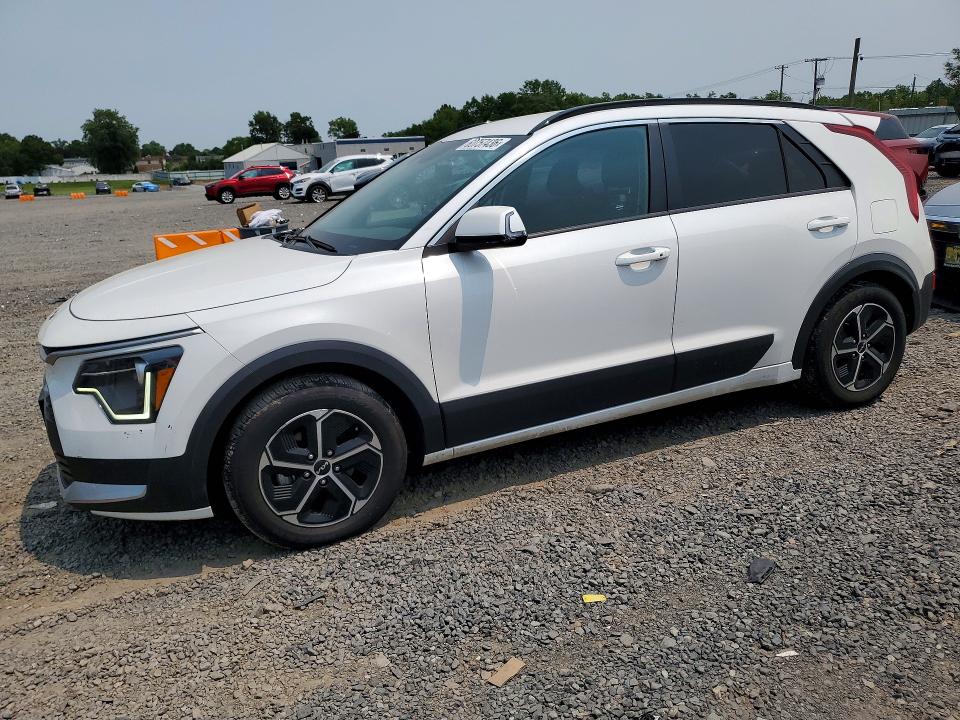 2023 Kia Niro მანქანა იყიდება აუქციონზე, vin: KNDCR3LE2P5051508, აუქციონის ნომერი: 60757436