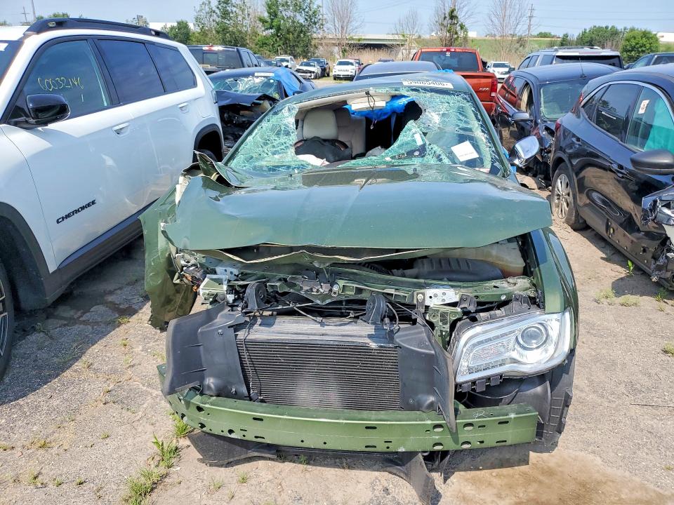 Продажа на аукционе авто 2018 Chrysler 300, vin: 2C3CCAAG7JH293967, номер лота: 59085406