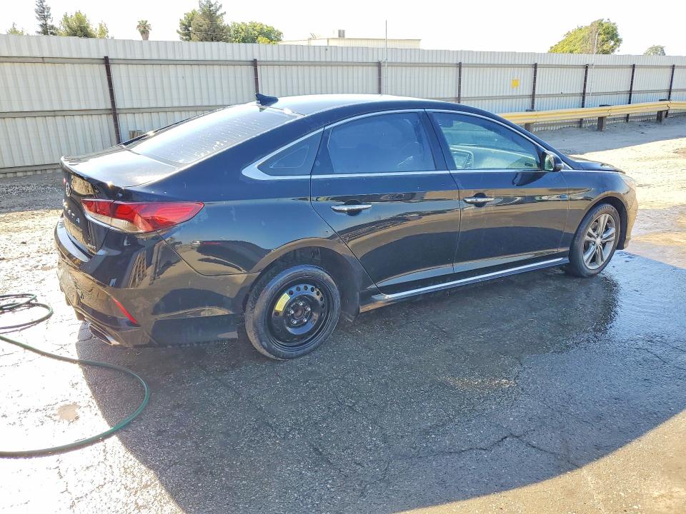 Продаж на аукціоні авто 2018 Hyundai Sonata, vin: 5NPE34AF8JH628318, номер лоту: 58616246