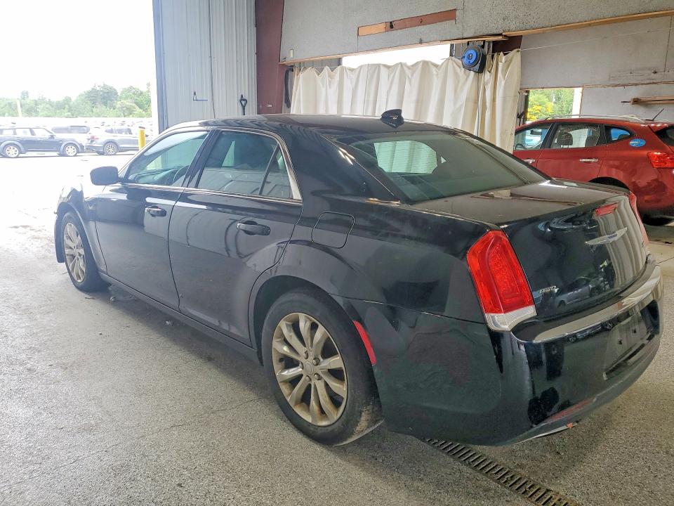 Продажа на аукционе авто 2015 Chrysler 300, vin: 2C3CCARG9FH831290, номер лота: 59672456