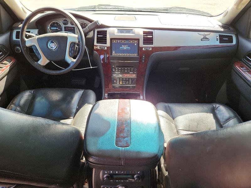 61923176 :رقم المزاد ، 1GYS3CEF0BR184749 vin ، 2011 Cadillac Escalade مزاد بيع