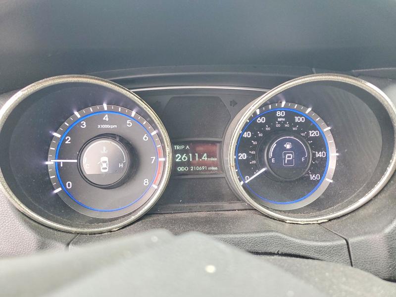 60650886 :رقم المزاد ، 5NPEB4AC0BH167643 vin ، 2011 Hyundai Sonata مزاد بيع