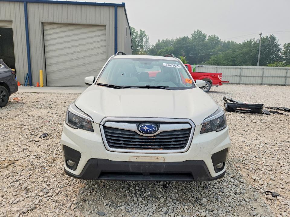 Продажа на аукционе авто 2021 Subaru Forester, vin: JF2SKAJC9MH552915, номер лота: 61392506