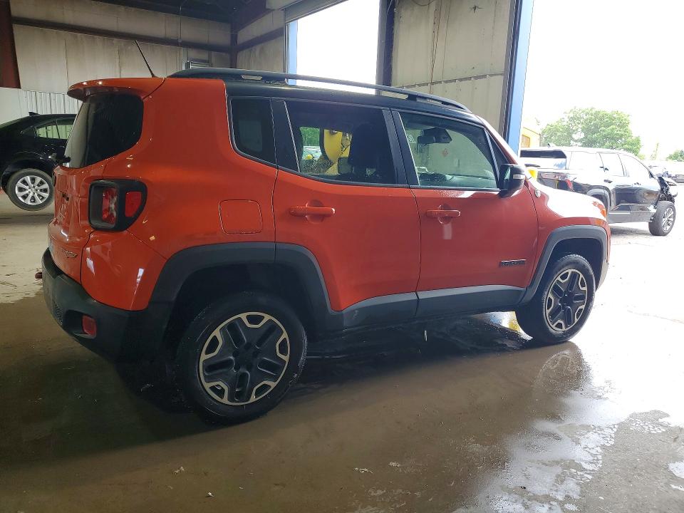 2015 Jeep Renegade მანქანა იყიდება აუქციონზე, vin: ZACCJBCT0FPB64868, აუქციონის ნომერი: 63172336
