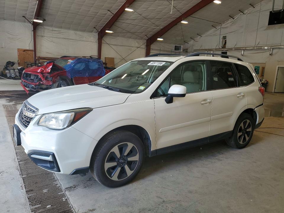 Auction sale of the 2017 Subaru Forester, vin: JF2SJAJC7HH400902, lot number: 60977386