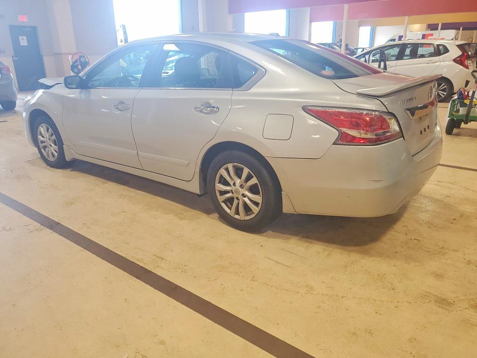 2014 Nissan Altima მანქანა იყიდება აუქციონზე, vin: 1N4AL3AP4EN232089, აუქციონის ნომერი: 59688696