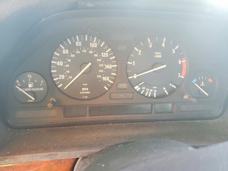 61526176 :رقم المزاد ، WBAGC831XJ2767947 vin ، 1988 Bmw 750 مزاد بيع