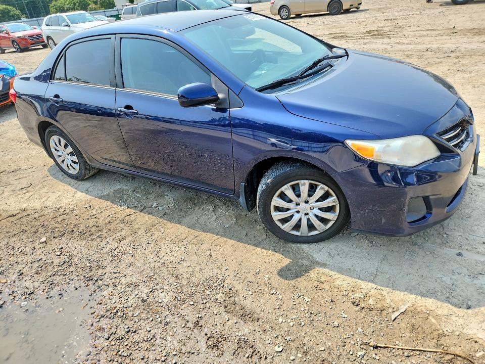 62485286 :رقم المزاد ، 2T1BU4EE1DC122189 vin ، 2013 Toyota Corolla مزاد بيع