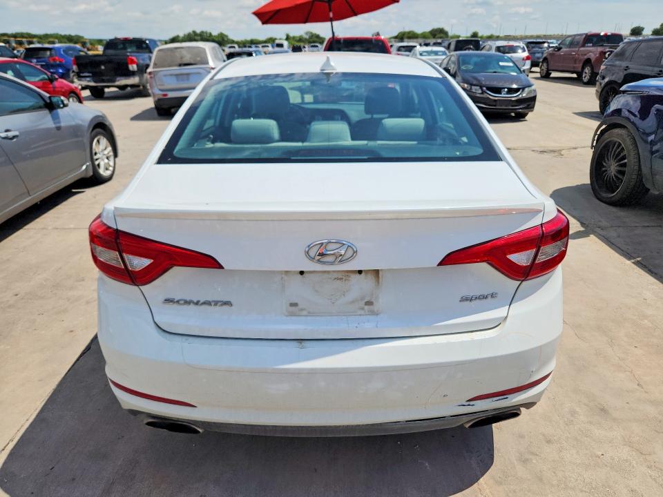 2015 Hyundai Sonata მანქანა იყიდება აუქციონზე, vin: 5NPE34AF8FH218268, აუქციონის ნომერი: 60697616