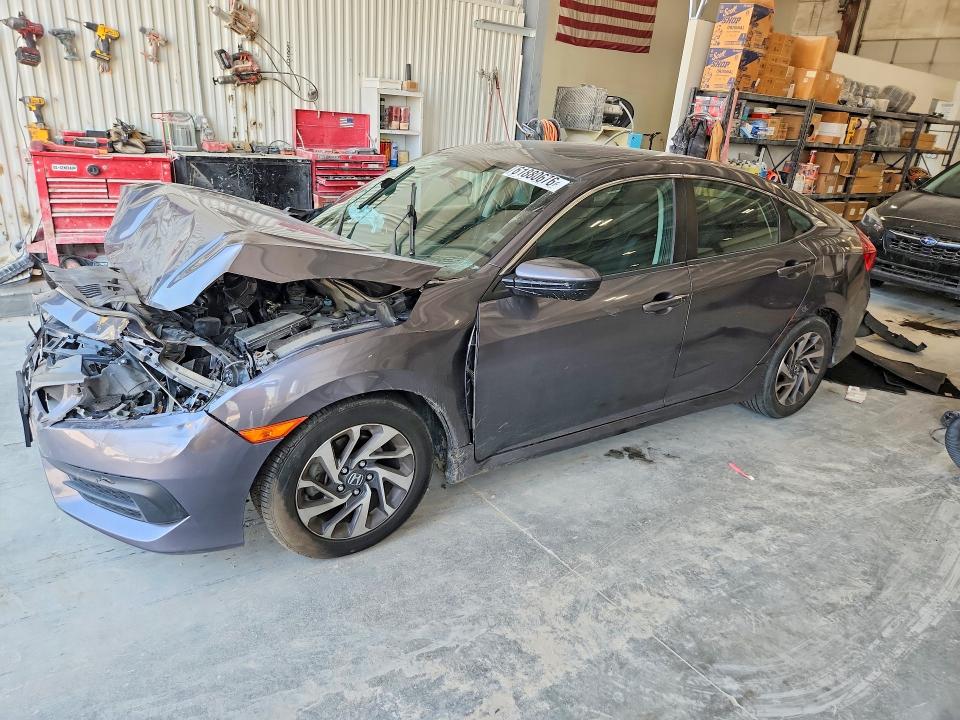 Aukcja sprzedaży 2016 Honda Civic, vin: 19XFC2F72GE032743, numer aukcji: 61880676