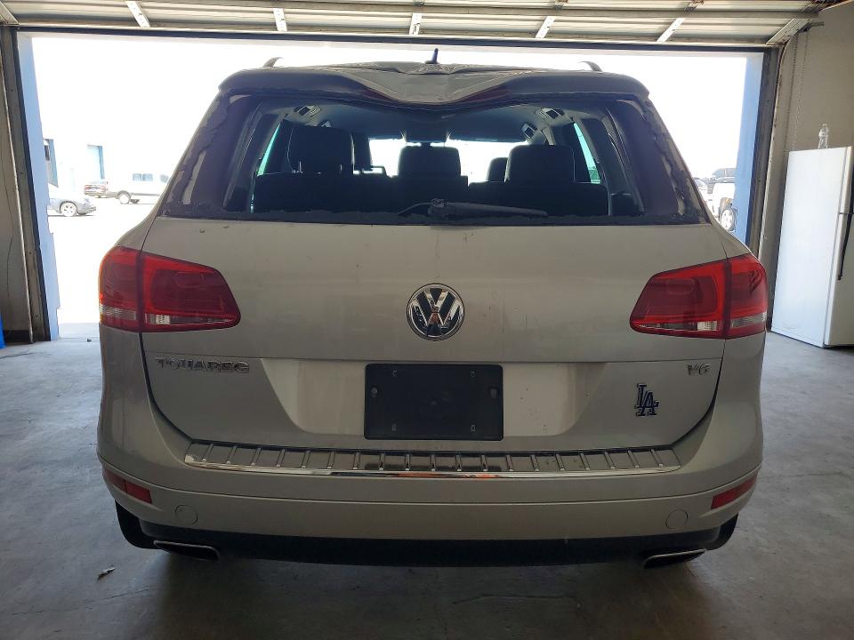 63320666 :رقم المزاد ، WVGFF9BP0CD005246 vin ، 2012 Volkswagen Touareg مزاد بيع