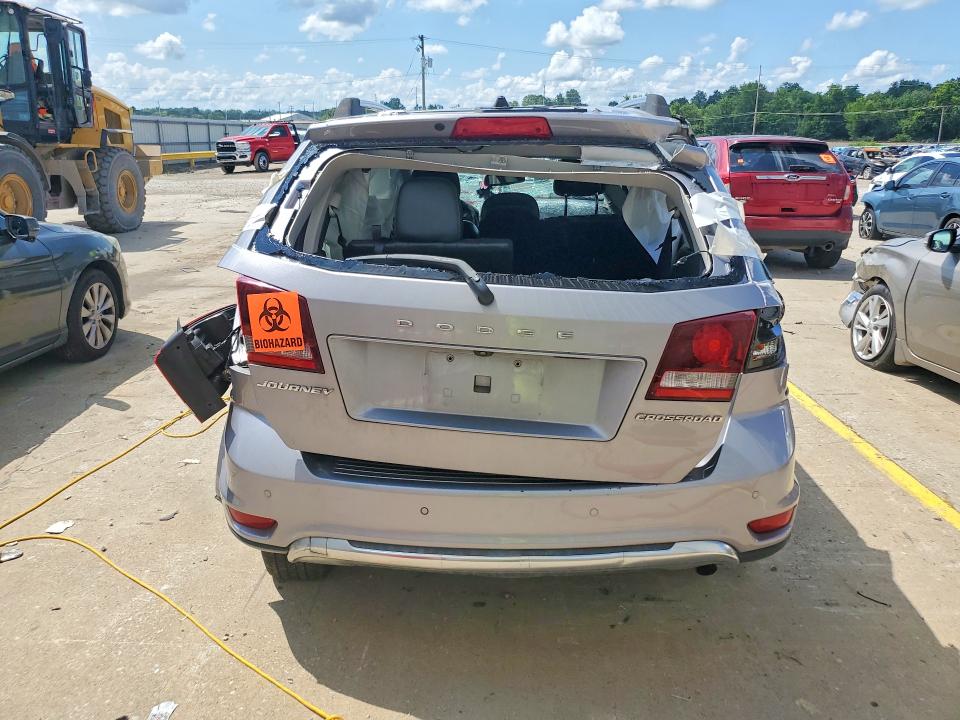 61062306 :رقم المزاد ، 3C4PDCGB3LT201331 vin ، 2020 Dodge Journey مزاد بيع