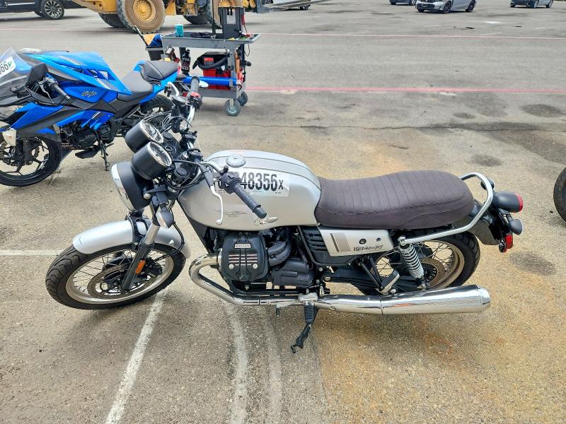 2020 Moto Guzzi V7 Iii მანქანა იყიდება აუქციონზე, vin: ZGULDUA05LM000447, აუქციონის ნომერი: 61248356