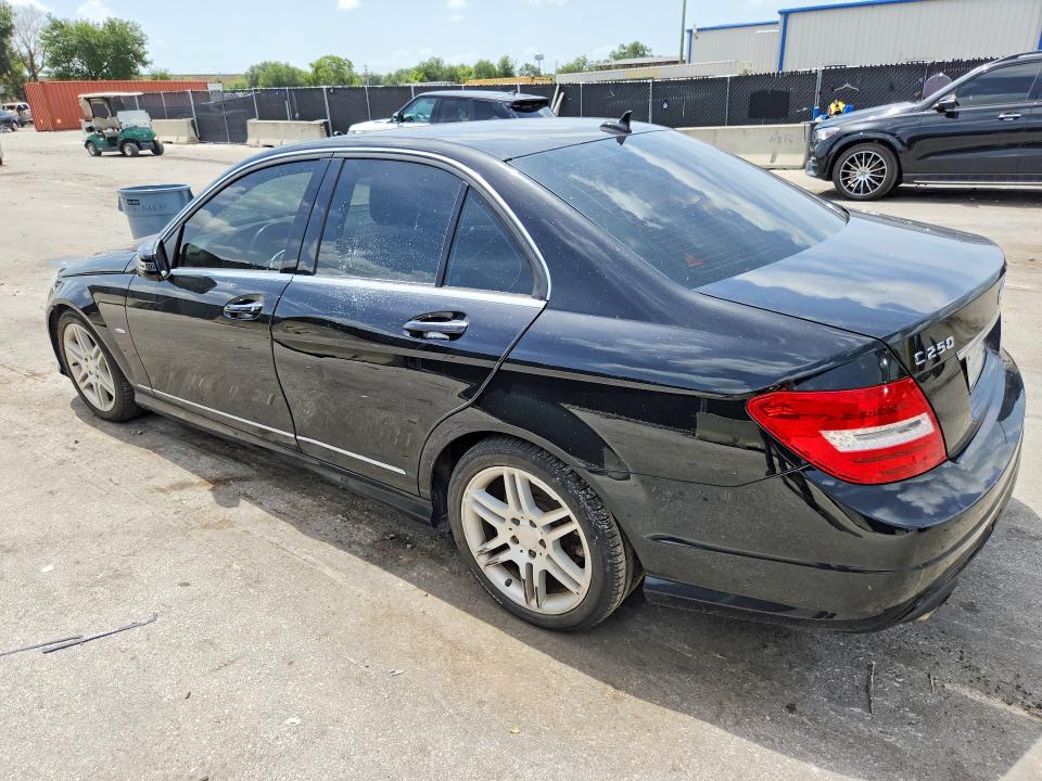 2012 Mercedes-benz C მანქანა იყიდება აუქციონზე, vin: WDDGF4HB6CR224552, აუქციონის ნომერი: 59913086
