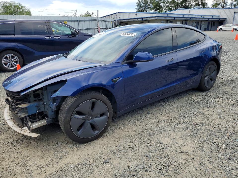 2018 Tesla Model 3 მანქანა იყიდება აუქციონზე, vin: 5YJ3E1EA6JF160330, აუქციონის ნომერი: 60056736