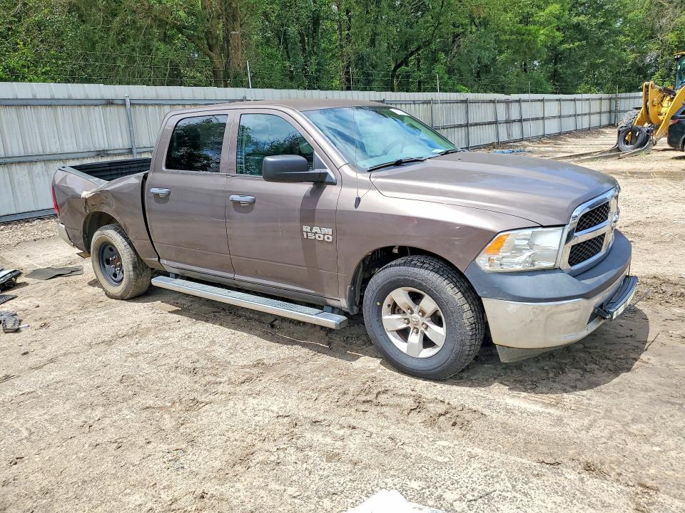 61794746 :رقم المزاد ، 1C6RR6KG4JS120004 vin ، 2018 Ram 1500 مزاد بيع