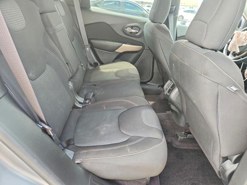 Продажа на аукционе авто 2017 Jeep Cherokee, vin: 1C4PJLCB4HW593185, номер лота: 60825746