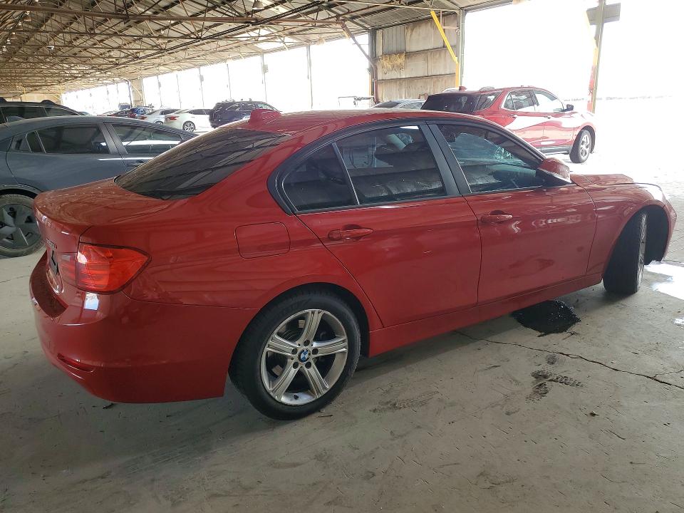 2014 Bmw 328 მანქანა იყიდება აუქციონზე, vin: WBA3A5C58EF604928, აუქციონის ნომერი: 61102536