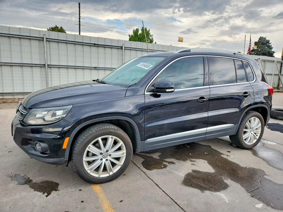 2016 Volkswagen Tiguan მანქანა იყიდება აუქციონზე, vin: WVGBV7AX5GW566611, აუქციონის ნომერი: 61954686