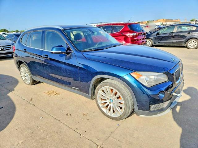 Aukcja sprzedaży 2015 Bmw X1, vin: WBAVM1C52FVZ93761, numer aukcji: 61280036