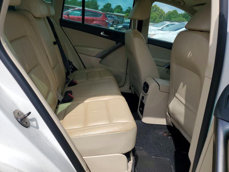 Продажа на аукционе авто 2010 Volkswagen Tiguan, vin: WVGBV7AX1AW503965, номер лота: 60822516