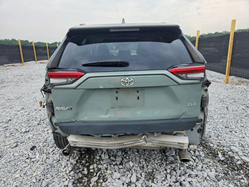 61397516 :رقم المزاد ، 2T3C1RFV7MC088758 vin ، 2021 Toyota Rav4 مزاد بيع