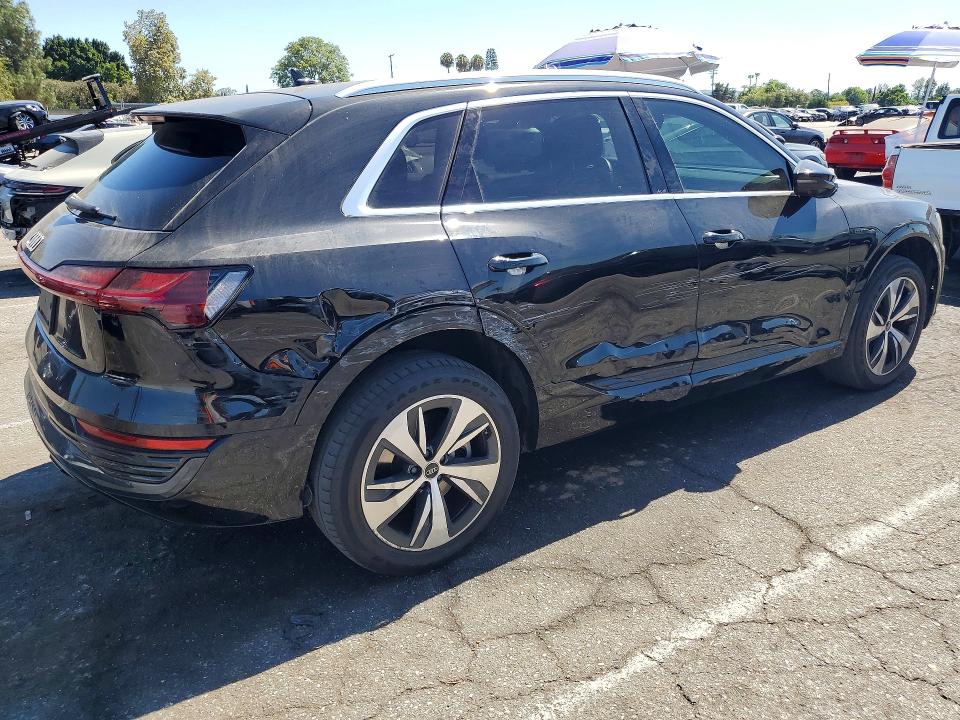 Aukcja sprzedaży 2024 Audi Q8 E-tron, vin: WA15AAGE4RB036344, numer aukcji: 61721116