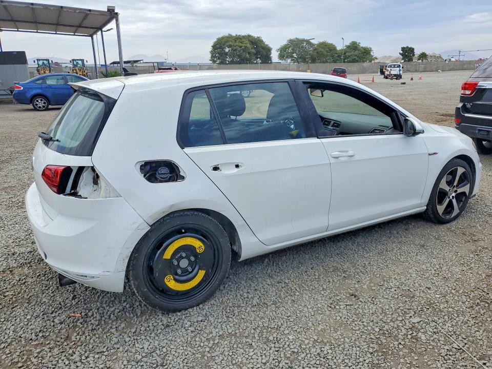 61368046 :رقم المزاد ، 3VW4T7AU0GM040540 vin ، 2016 Volkswagen Gti مزاد بيع
