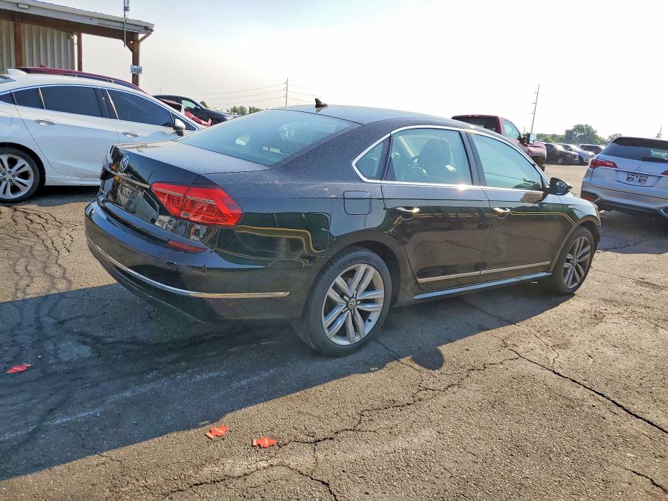 58589146 :رقم المزاد ، 1VWCT7A34GC036592 vin ، 2016 Volkswagen Passat مزاد بيع