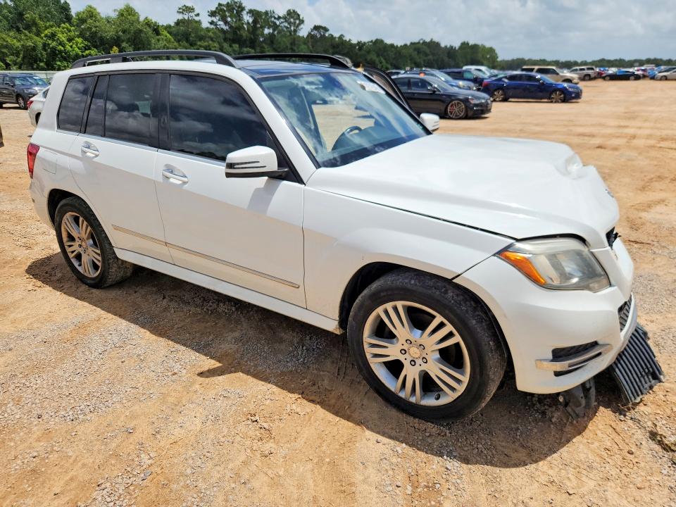 61932946 :رقم المزاد ، WDCGG5HB1FG341253 vin ، 2015 Mercedes-benz Glk مزاد بيع