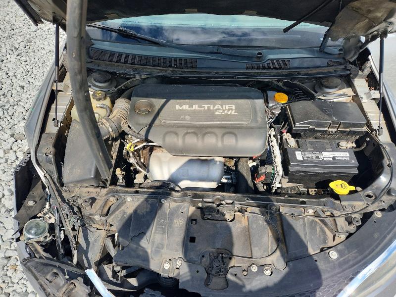 60951906 :رقم المزاد ، 1C3CCCAB6GN113653 vin ، 2016 Chrysler 200 مزاد بيع