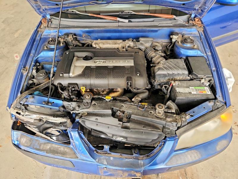 60693136 :رقم المزاد ، KMHDN56D34U127183 vin ، 2004 Hyundai Elantra مزاد بيع