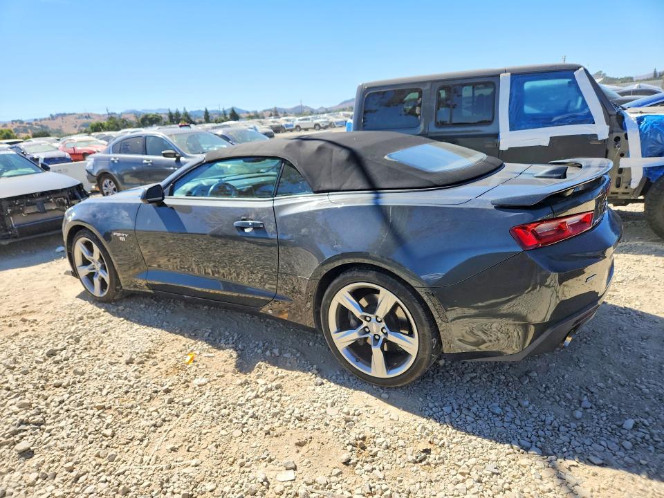 62654136 :رقم المزاد ، 1G1FF3D74H0171453 vin ، 2017 Chevrolet Camaro مزاد بيع
