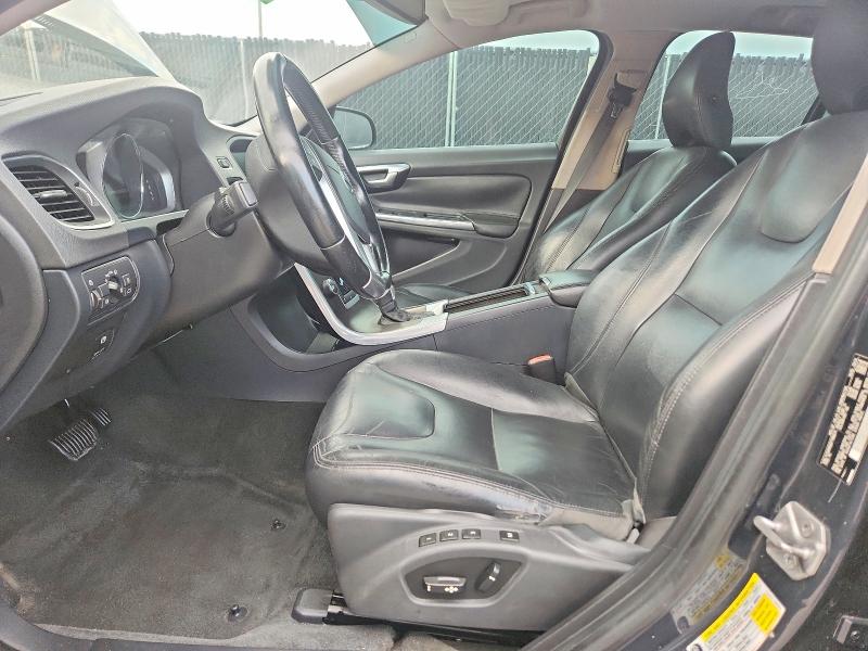 2015 Volvo V60 მანქანა იყიდება აუქციონზე, vin: YV126MEB2F1199574, აუქციონის ნომერი: 61361706