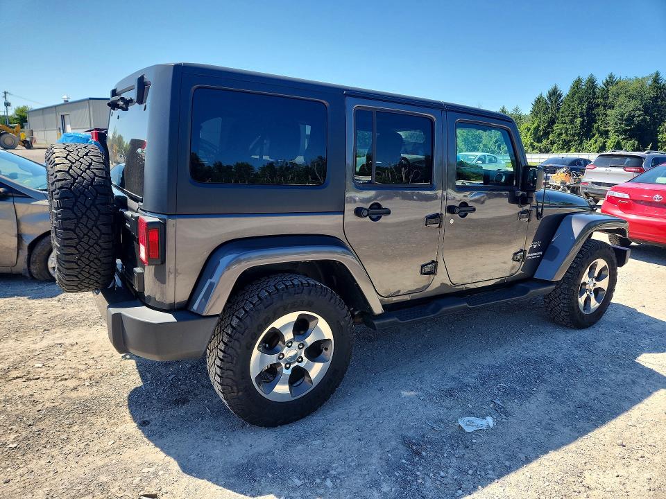 Продажа на аукционе авто 2017 Jeep Wrangler Unlimited, vin: 1C4BJWEG7HL553026, номер лота: 63482576